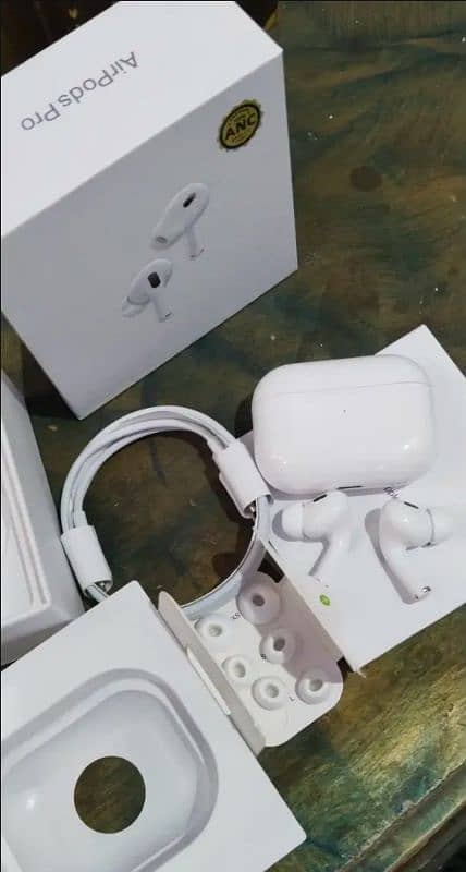 Apple Airpods Pro 2 (2nd Generation) ANC activated 9