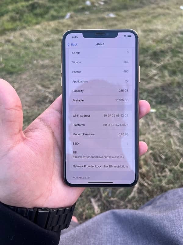 iPhone 11 Pro Max 256 GB 7