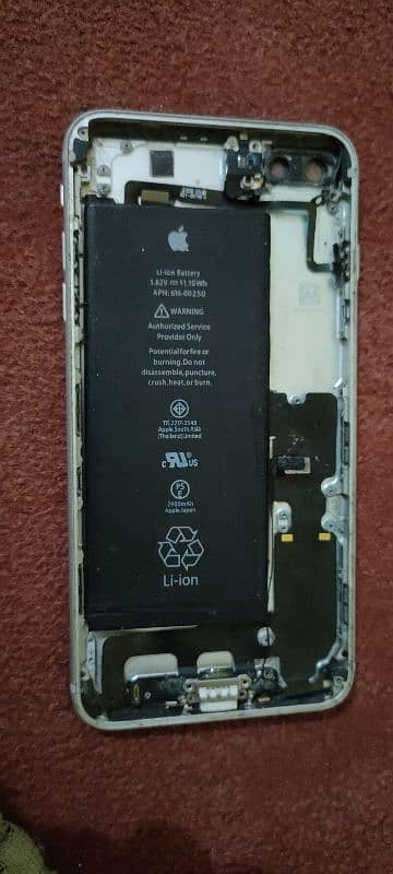 iphone 7 Plus Parts available besides of board panel 2