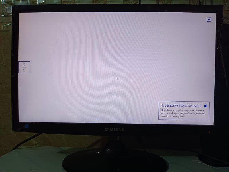 Samsung SycMaster S22B350 22-inch LED Monitor - Full HD, 8