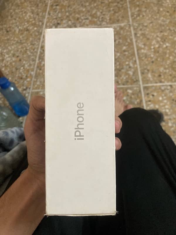 Iphone SE 2020 Pta Approved 9