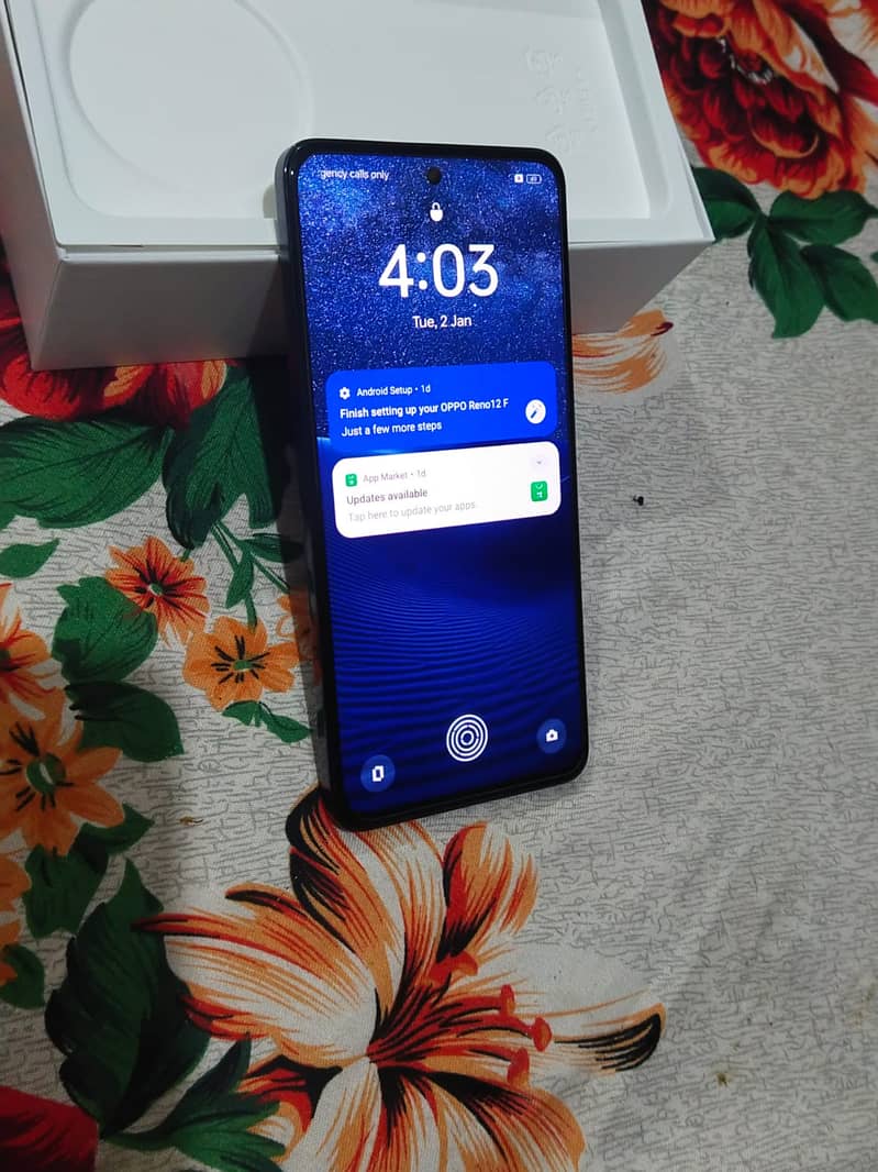 Oppo Reno 12F 8+8/256 GB 4