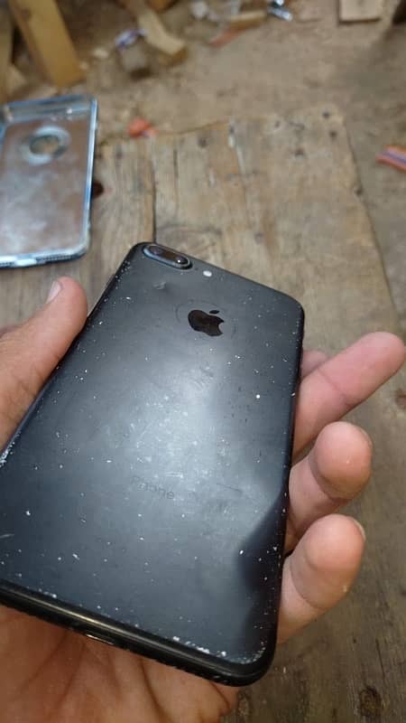 iPhone 7 Plus 10/8 condition all ok pta prove 3