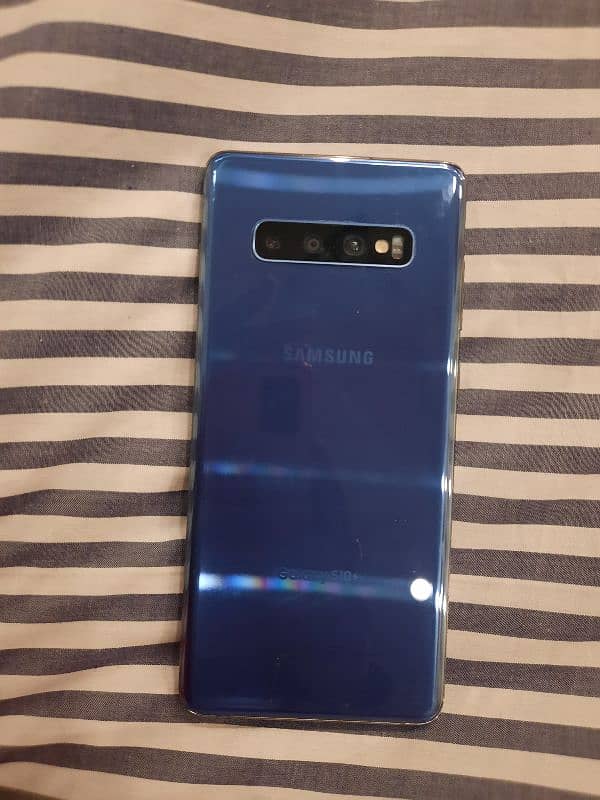 Samsung Galaxy S10+ [8GB+128GB] 1