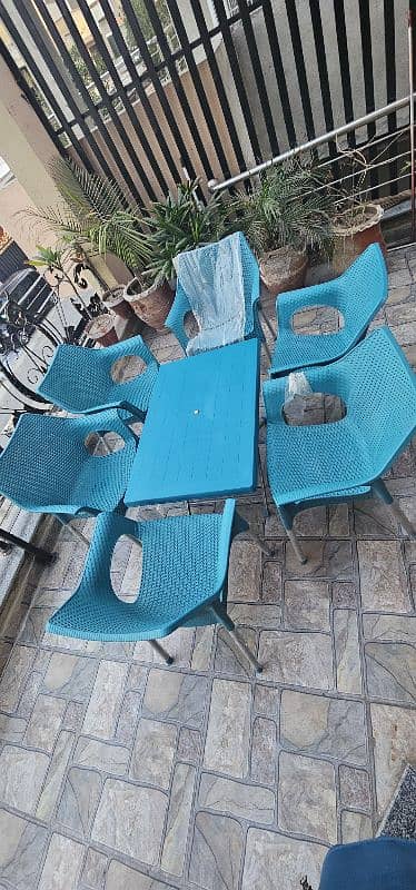 Super Fine Plastic Outdoor Table and Chairs Urgent Selling 9