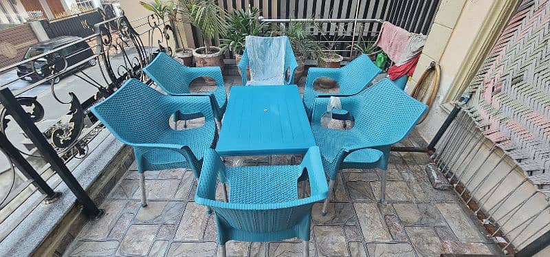 Super Fine Plastic Outdoor Table and Chairs Urgent Selling 10