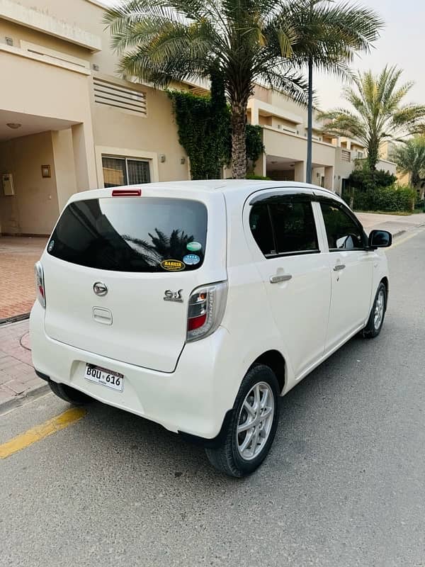 Daihatsu Mira 2015 4