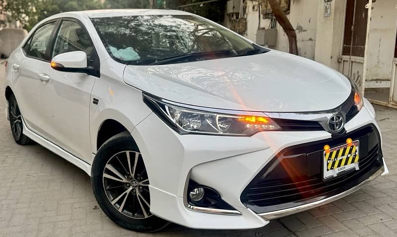 Toyota Corolla Altis 2018 0