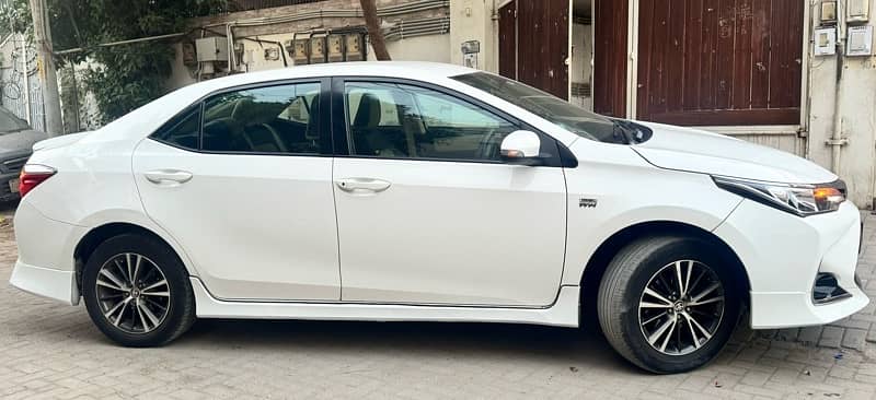 Toyota Corolla Altis 2018 3