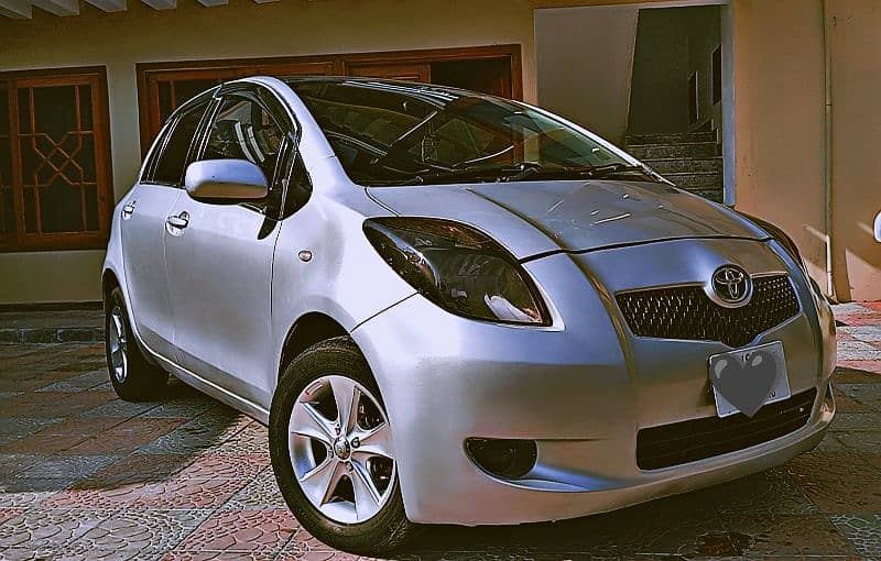 Toyota Vitz 2012 1