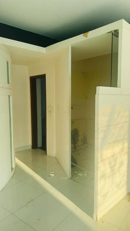 1100 Square Feet Brand New Corporation Office For Rent At Main Boulevard Gulberg 3 Lahore 8