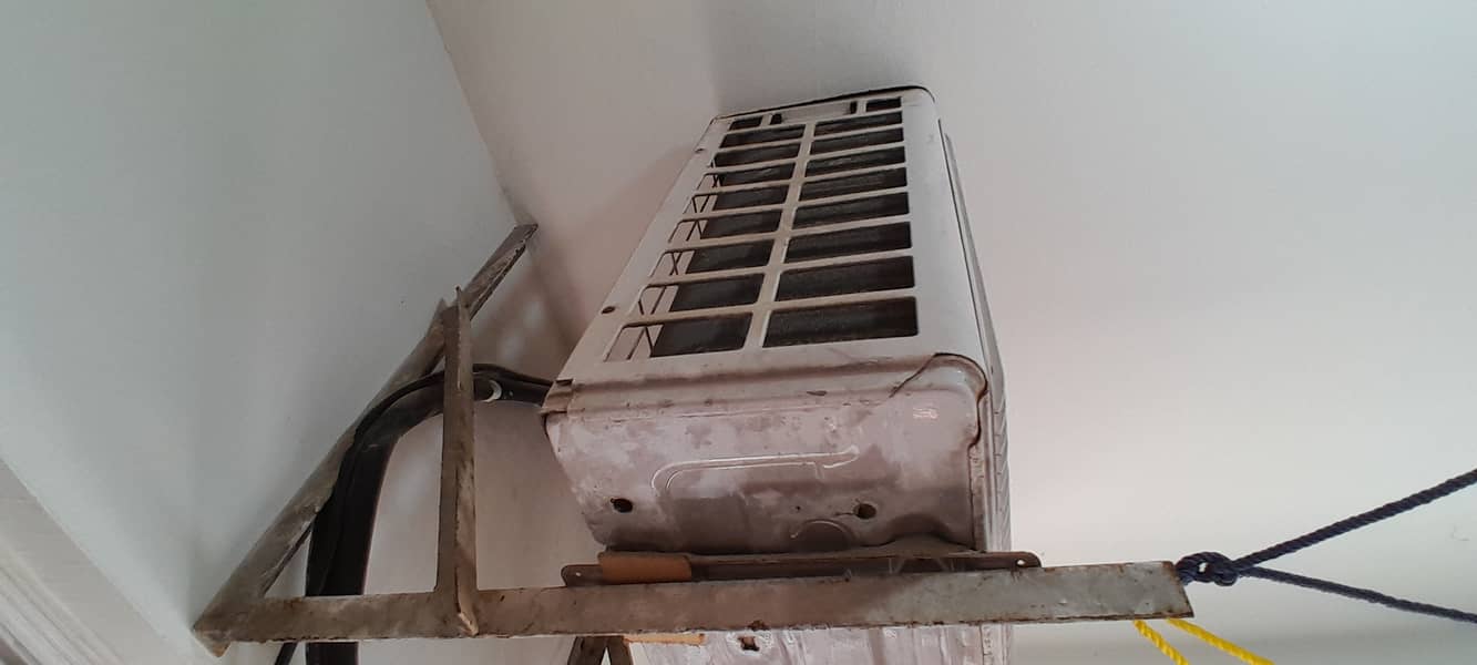 Haier AC, running condition, non inverter 3