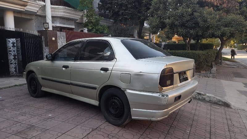 Suzuki Baleno 1999 5