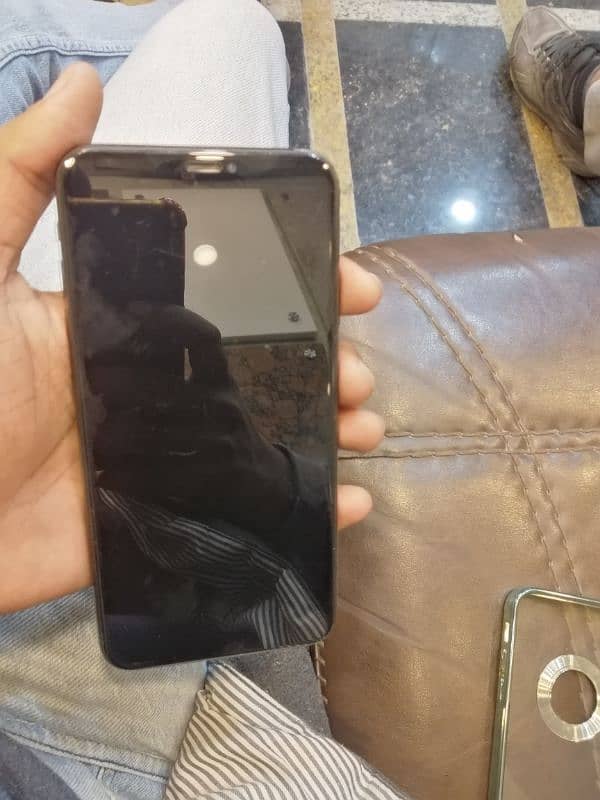 iphone xs max betry 80% 1