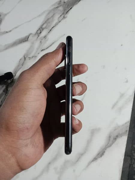 Iphone Xs non PTA  64 gb urgent sale 4