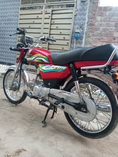 HONDA CD 70 MODEL 2023