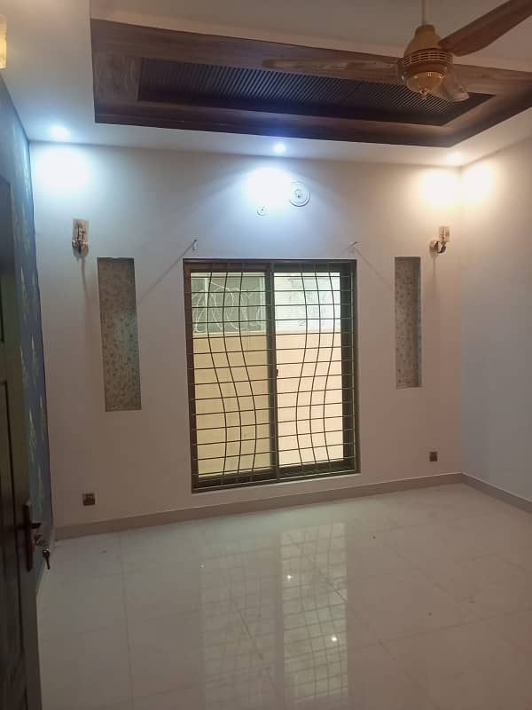 5 MARLA HOUSE FOR RENT IN BAHRIA TOWN LAHORE 11