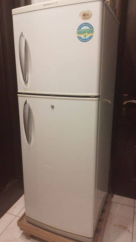 lg refrigerator 0