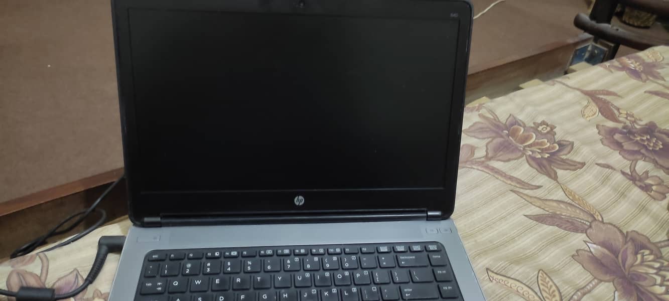 HP used Laptop to sell out . Intel R Core i5 , Ram 8Gb Window 10pro 6