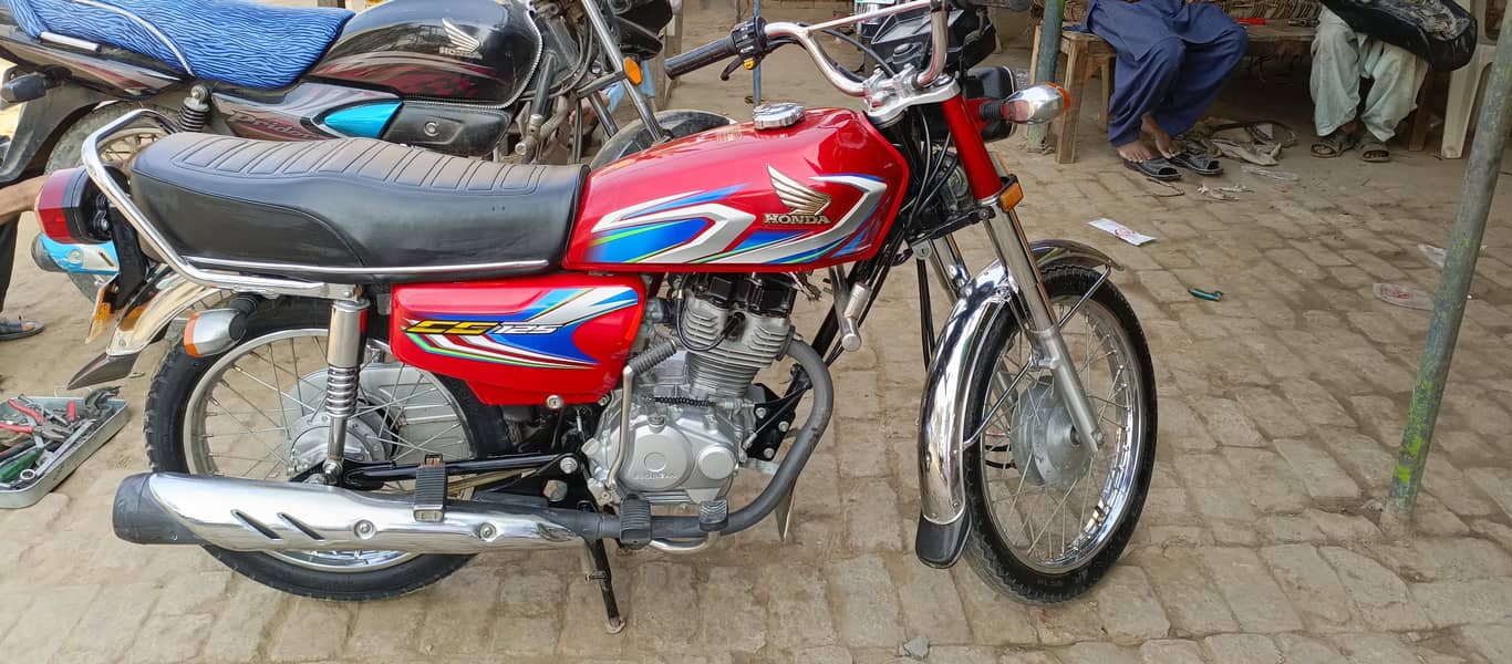 honda 125 for sale condition 10/10Red color 0