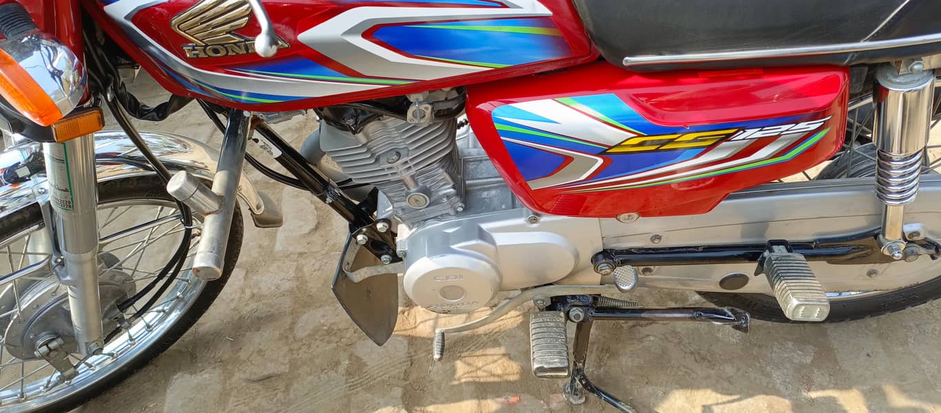 honda 125 for sale condition 10/10Red color 4