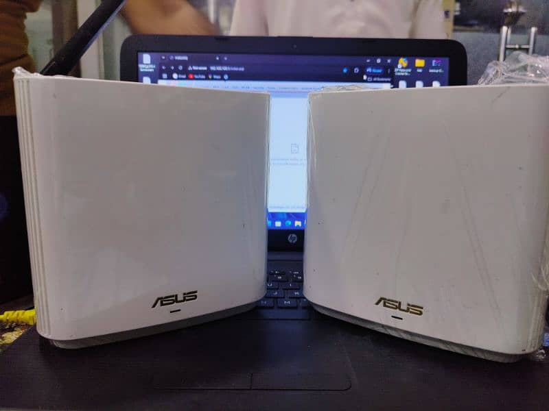 ASUS XT 8 WIFI 6 AX 66000 MESH  LONG RANGE MESH SYSTEM 0