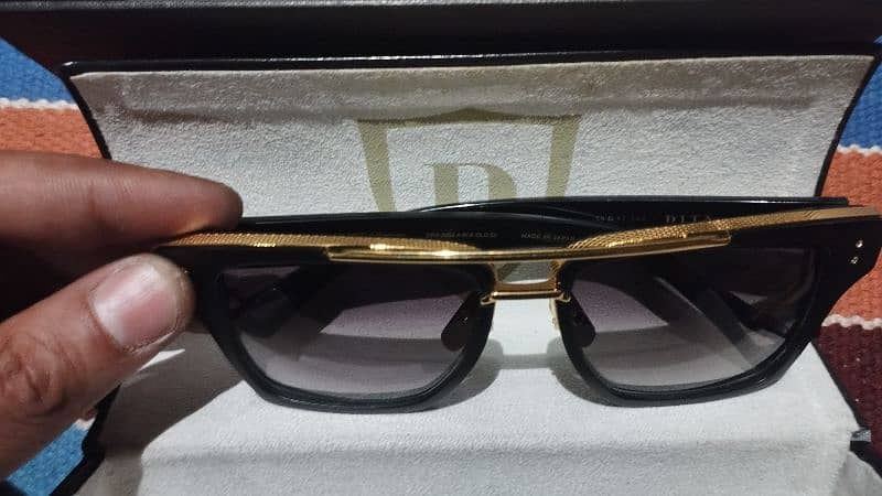 Dita Mach III 18k gold Titanium 1