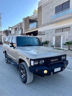 Toyota Land Cruiser 1989