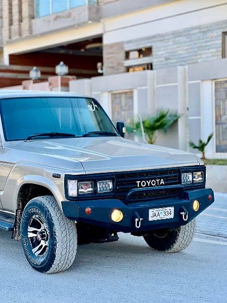 Toyota Land Cruiser 1989 9