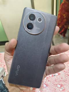 Vivo V30e