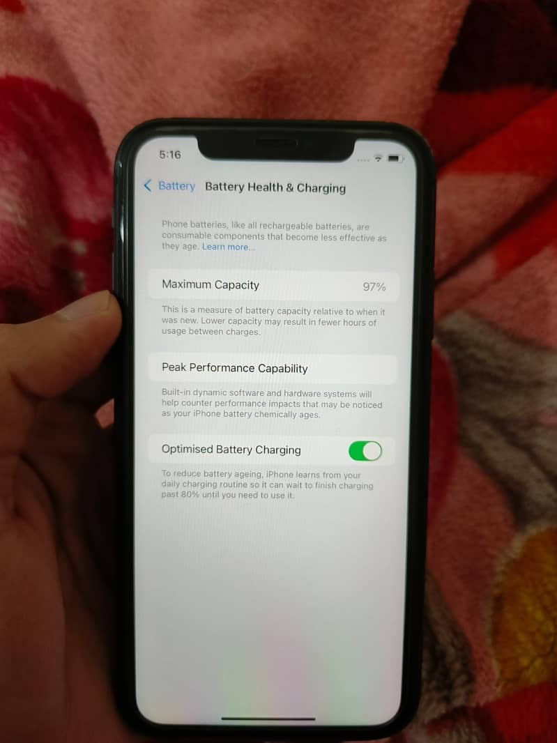 Iphone 11 64gb (6 month offical warranty) 2