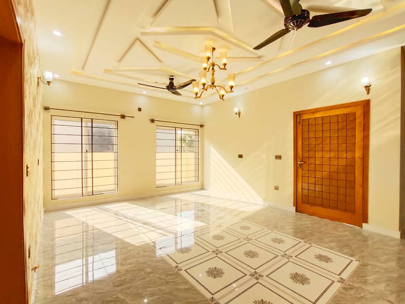 Luxurious 10 Marla House for Sale in Citi Housing Jhelum! 22