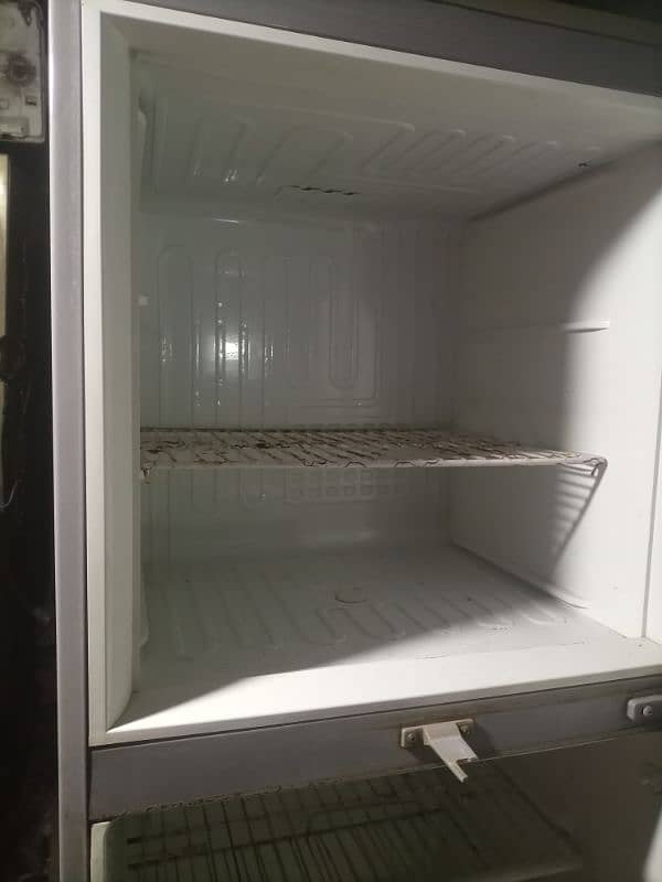 pel inverter refrigerator condition 10/8 2