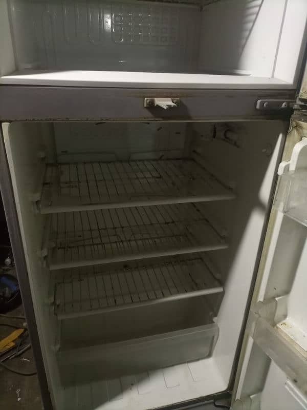 pel inverter refrigerator condition 10/8 3