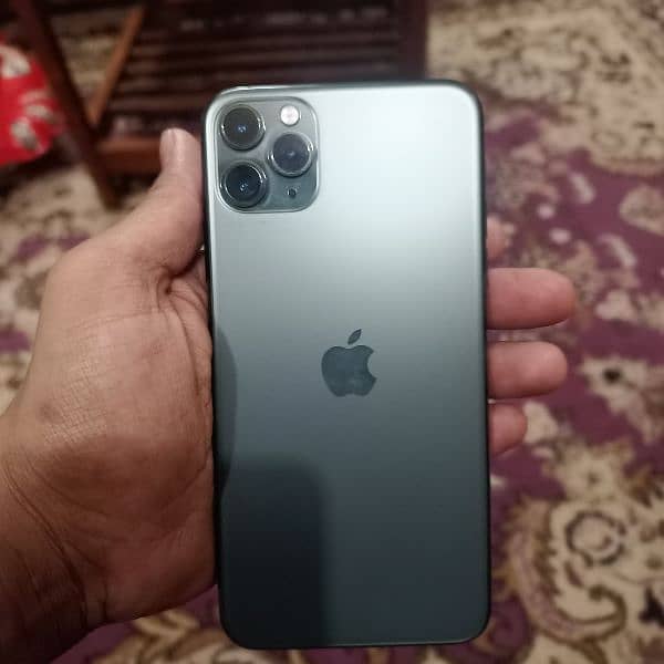 iphone 11 pro max 2