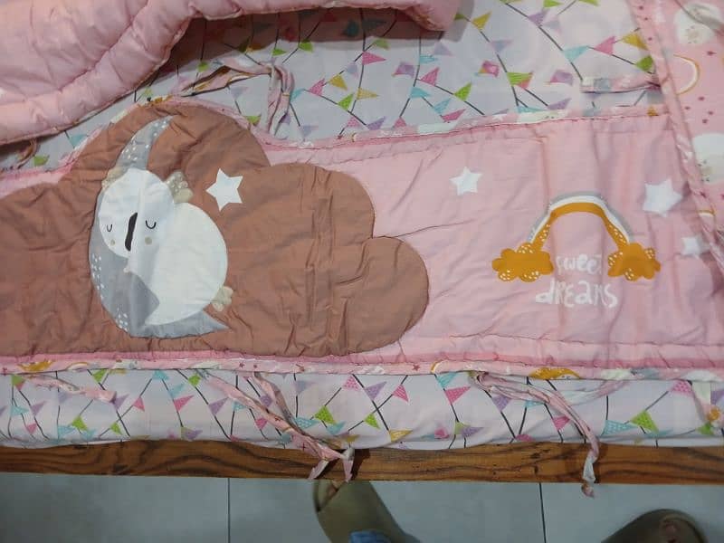 Baby crib/ Toddler bed convertable 4