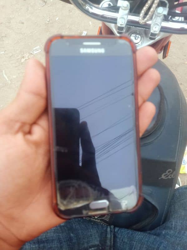 Selling mobile Samsung Galaxy j3 Argently 3