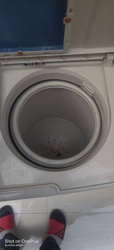 I'm selling my washing machine 1