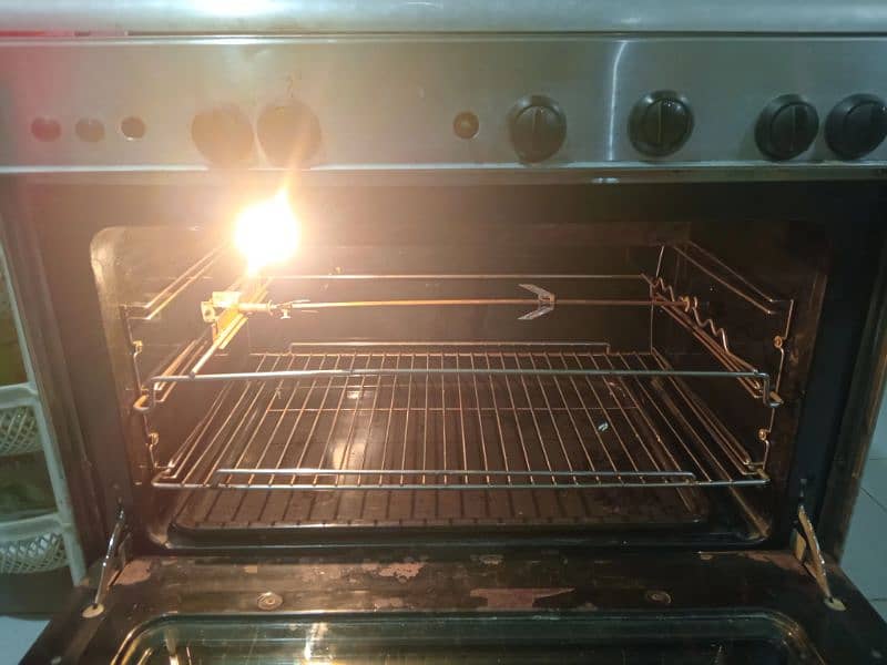 5 Burner Cooking Range 3