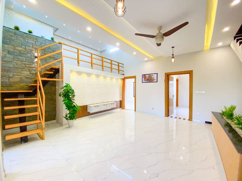 Stylish 7 Marla House for Sale in Citi Housing Jhelum! 9