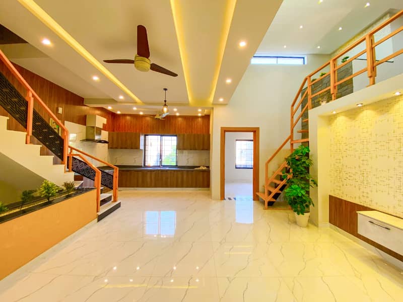 Stylish 7 Marla House for Sale in Citi Housing Jhelum! 12