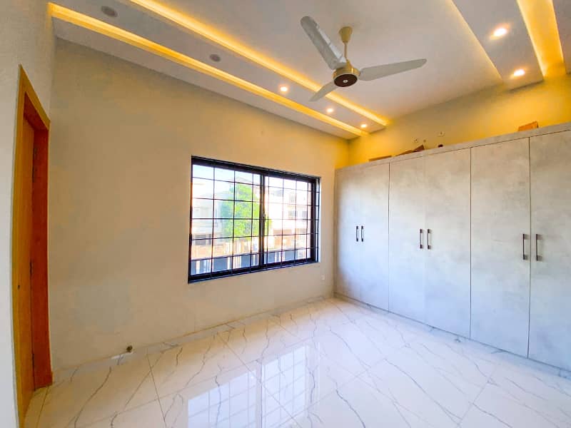 Stylish 7 Marla House for Sale in Citi Housing Jhelum! 16