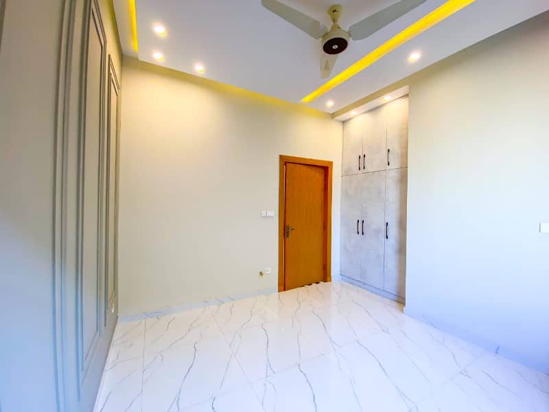 Stylish 7 Marla House for Sale in Citi Housing Jhelum! 19