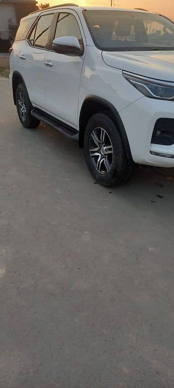 Toyota Fortuner G 2022 0322 4410097 1