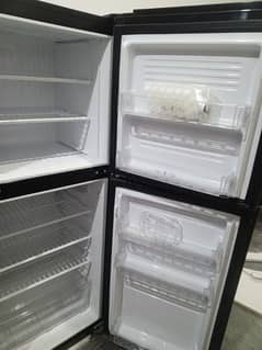 untouch fridge 03304853891