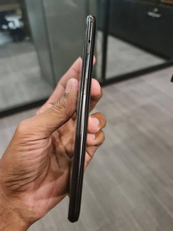 One plus 6T (8Gb Ram & 128 GB Rom) 0