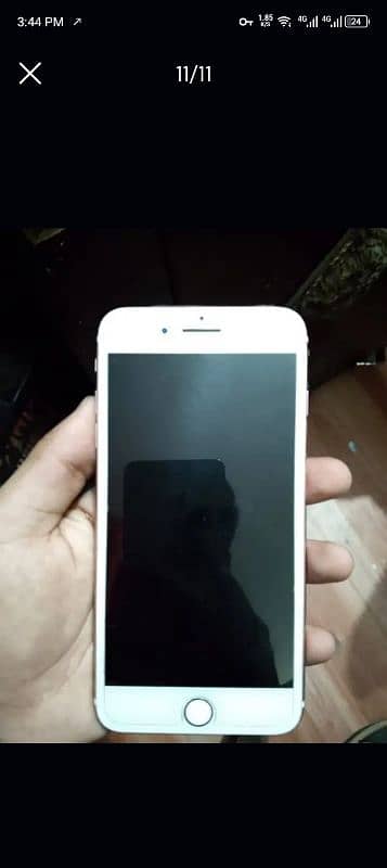 I phone 7 plus used 32 GB bypass 3