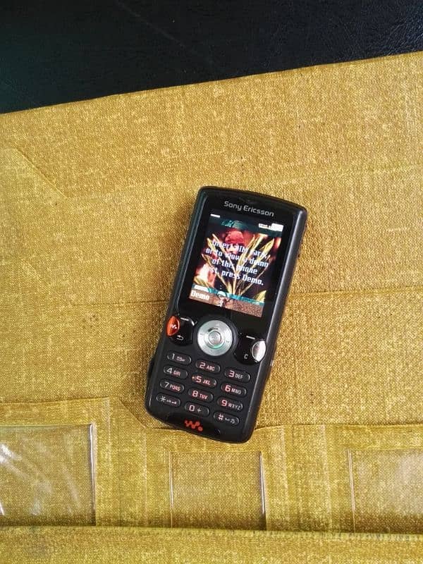 Sony Ericsson W810i, Foreign, Original, Keypad mobile phone, Nokia 0