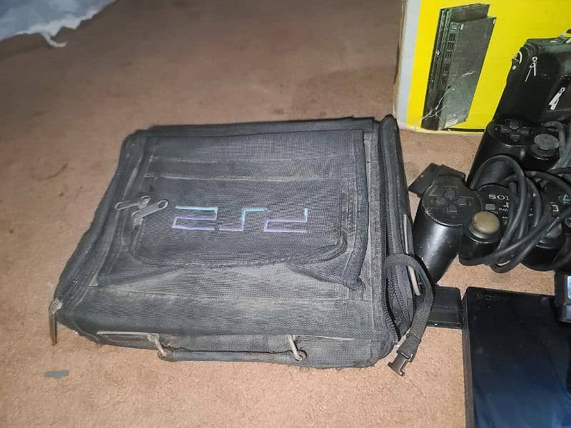 PS2 for sell 9/10 condition without memory card 5