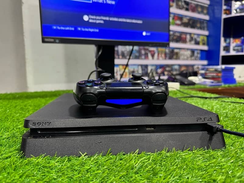 PS4 SLIM (3TB) 55 GAMES INSTALLED 0